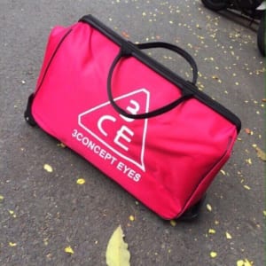 tui-vali-du-lich-co-tay-keo-fendi-2